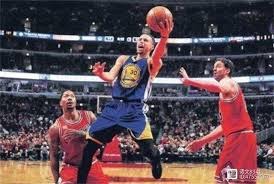 TA：皇马寻求引进后卫和中场；他们愿听取对罗德里戈的报价