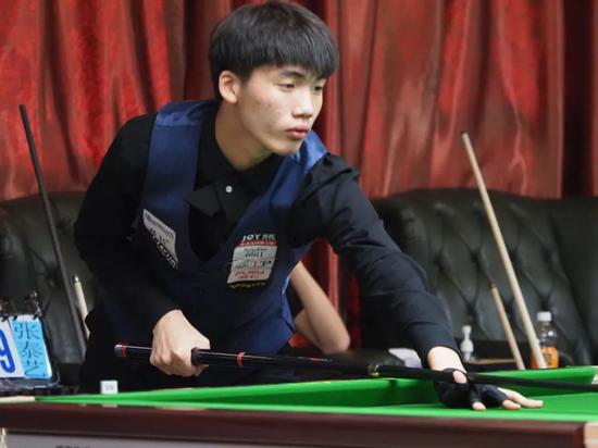 奇车手之间 奇车手之间